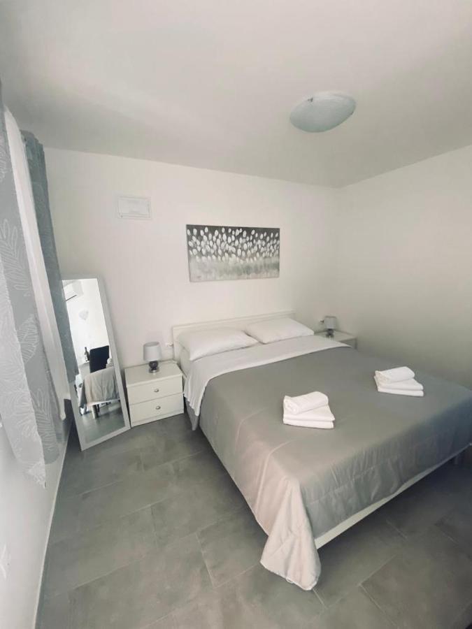 Apartmani Mila Starigrad Paklenica Luaran gambar