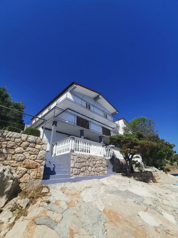 Apartmani Mila Starigrad Paklenica Luaran gambar