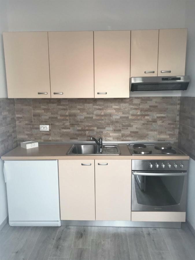 Apartmani Mila Starigrad Paklenica Luaran gambar