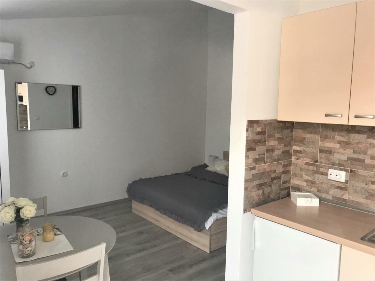 Apartmani Mila Starigrad Paklenica Luaran gambar